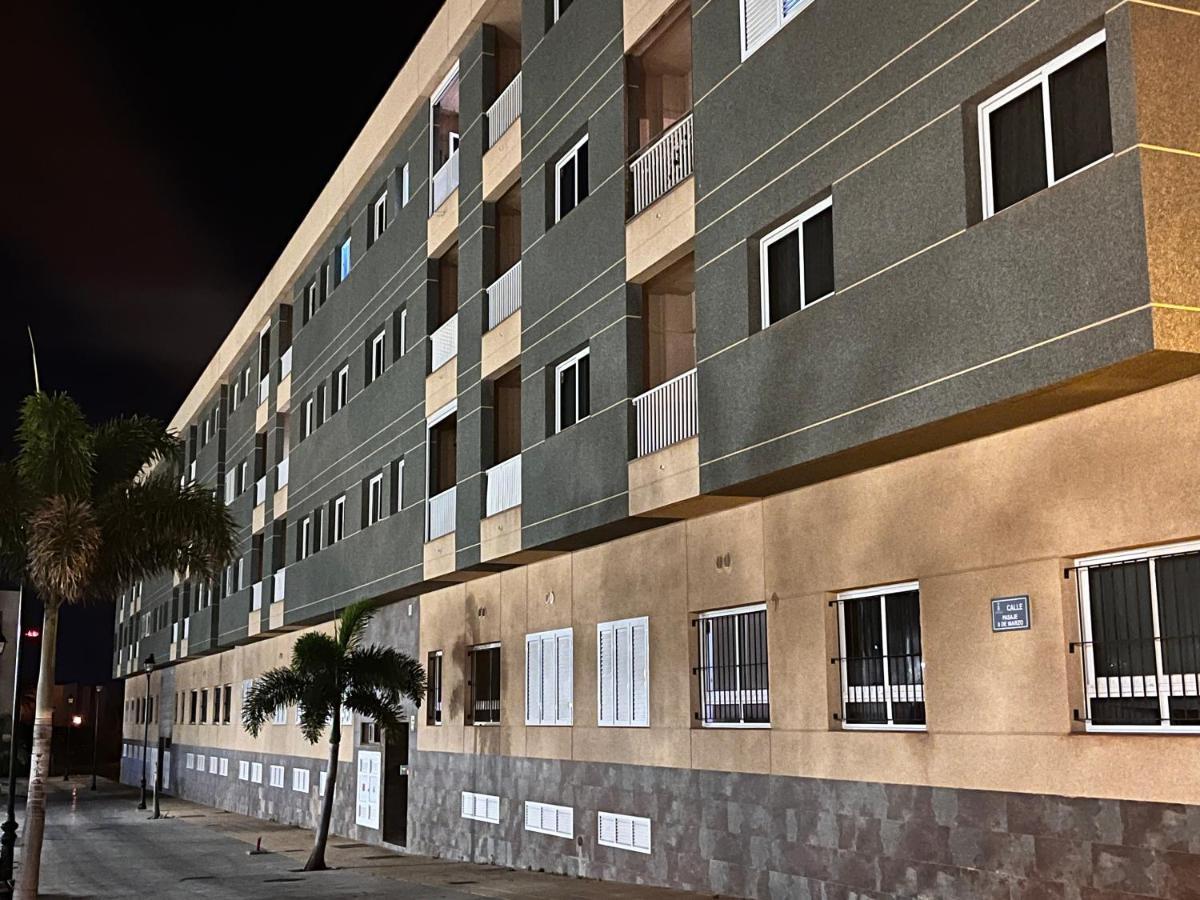 Melo Home Vecindario-Near Airport-Elevator-Garage Sardina Exterior foto